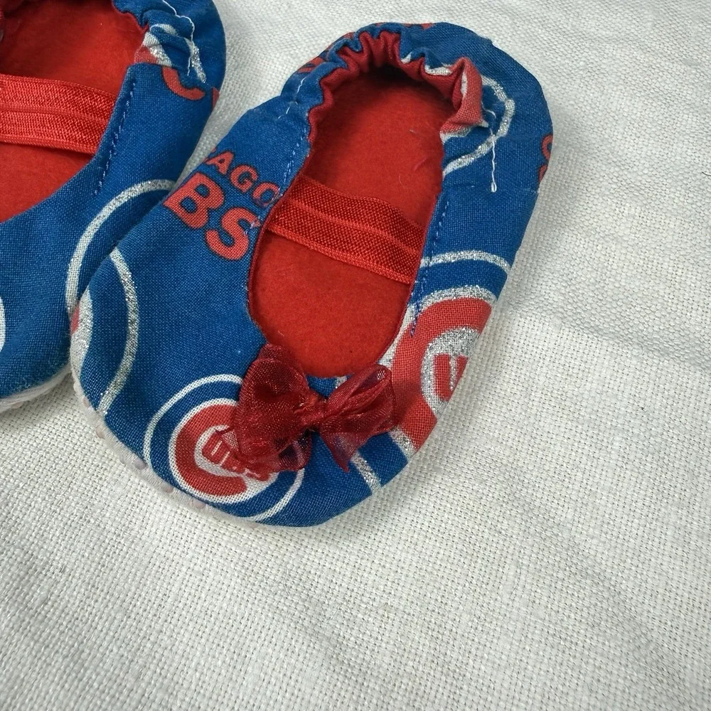 Chicago Cubs MLB Baby Bootie Slippers Forever Collectibles Blue Red 0-3 Months